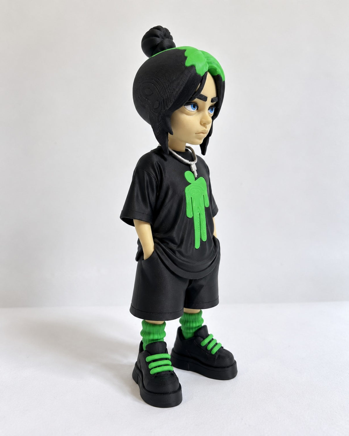Billie Eilish inspired 3D printed figure - three quarter view